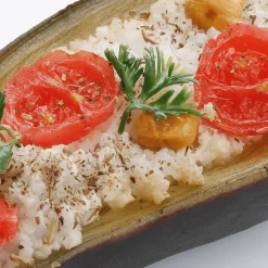 Alimento Falso De Berenjena Rellena Por La Mitad 15 Cm