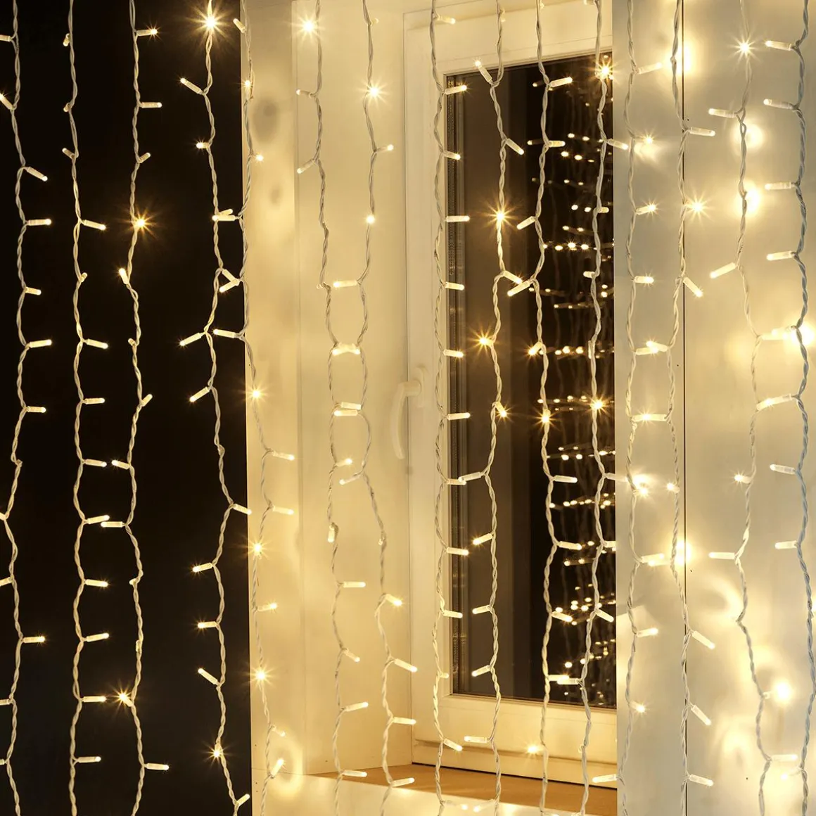 Cortina De Luces LED Parpadeante Para Uso Profesional Sistema IP67, 600 LED, 300 X 200 Cm