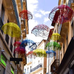 Paragüero De Metal Rosa, 100 Cm
