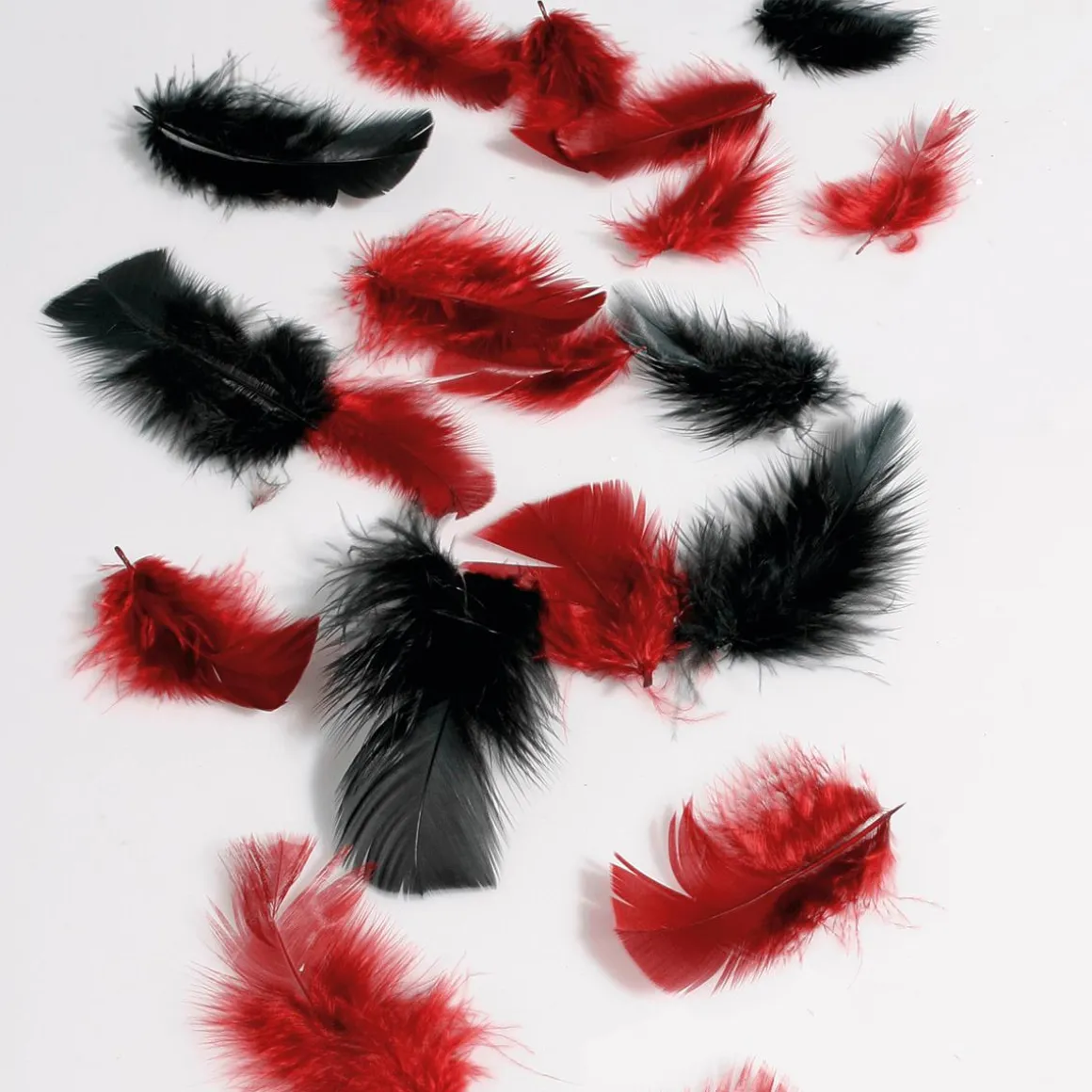 Plumas Decorativas Rojas, 20 G