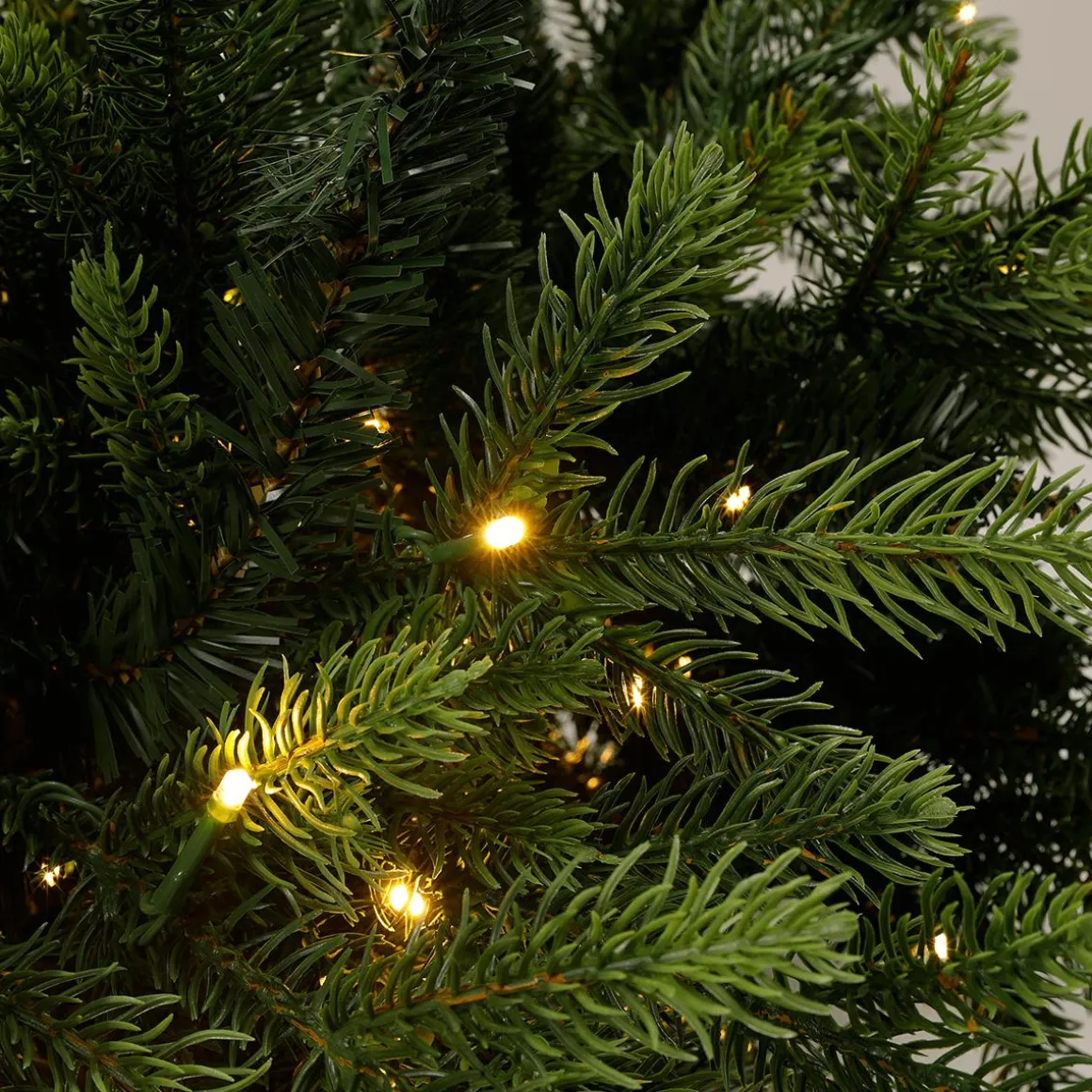 Árbol De Navidad Artificial Moldeado Por Inyección Pícea De Noruega Con LED 240 Cm