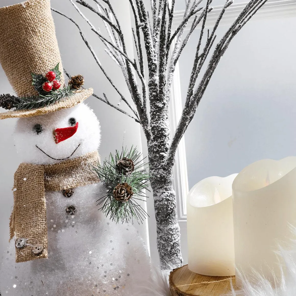 Árbol Decorativo Nevado Altura 70 Cm