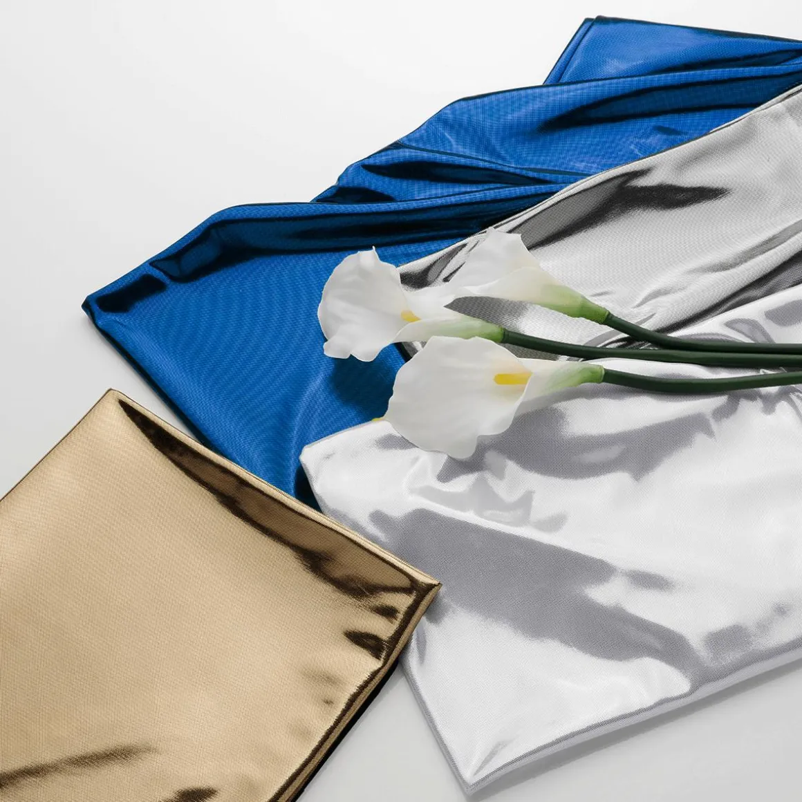 Tela Brillante Jersey De Papel De Aluminio Azul, Anchura: 106 Cm