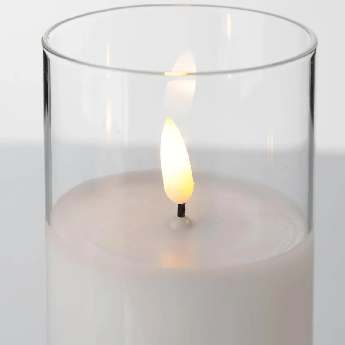 Vela De Cera LED En Vidrio Transparente 7,5 X 12,5 Cm